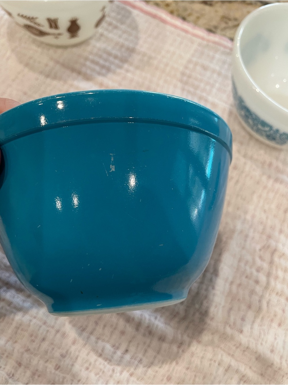 Vintage Pyrex #401 1.5pt bowl - Picture 7 of 7